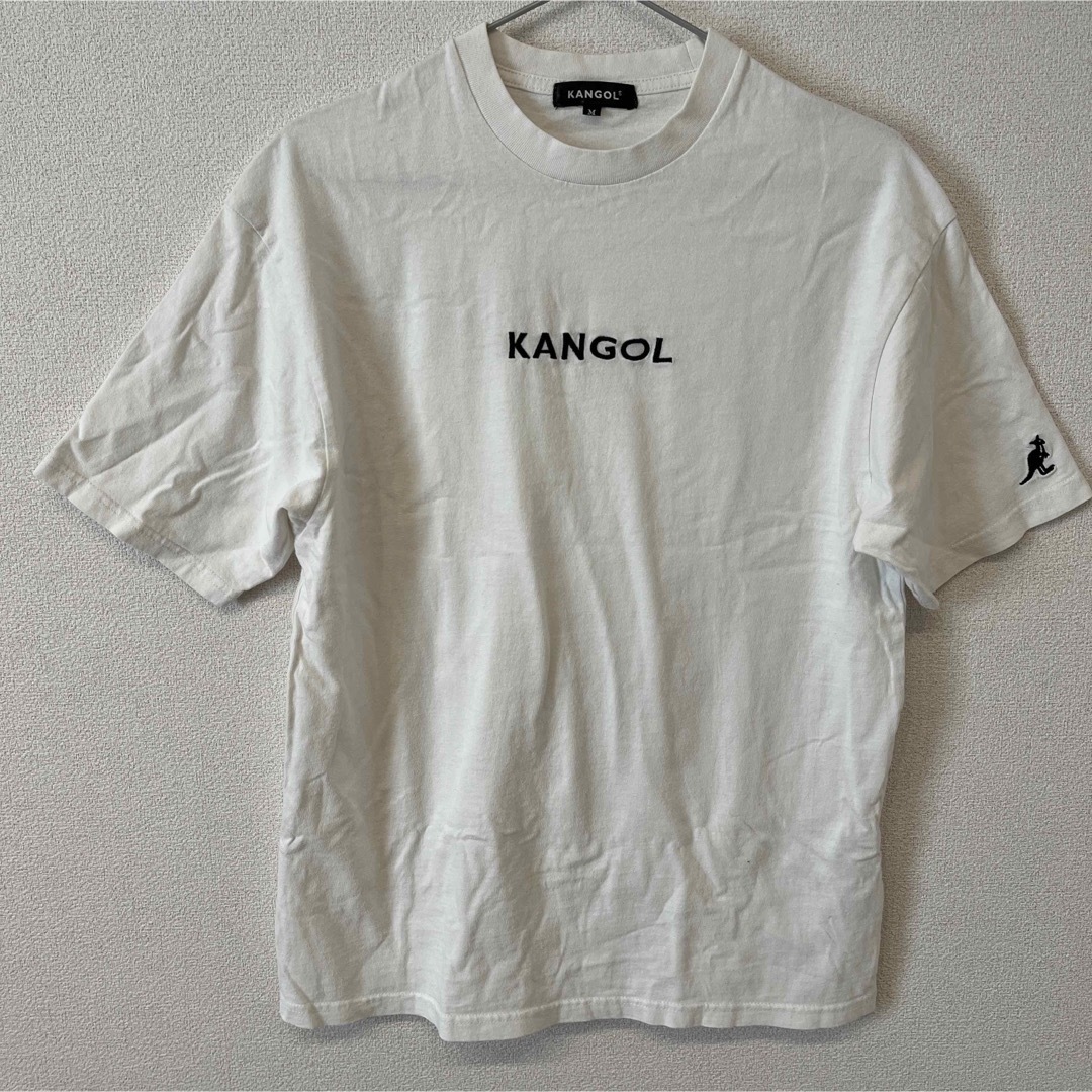 UNIQLO(ユニクロ)の白Tシャツ　2枚セット価格　UNIQLO KANGOL レディースのトップス(Tシャツ(半袖/袖なし))の商品写真