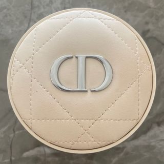 ディオール(Dior)のDiorスキンフォーエバークッションパウダー(フェイスパウダー)