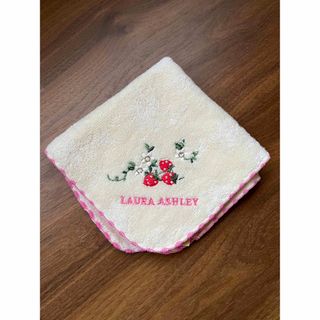 ローラアシュレイ(LAURA ASHLEY)のローラアシュレイ　ハンドタオル　⭐︎(ハンカチ)