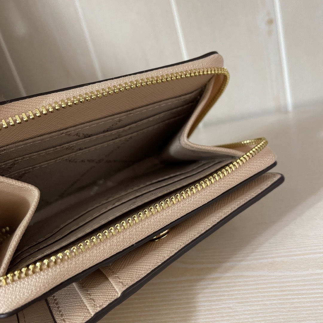 Michael Kors(マイケルコース)のマイケルコース⭐︎お財布⭐︎ミニウォレット⭐︎Michael Kors レディースのファッション小物(財布)の商品写真