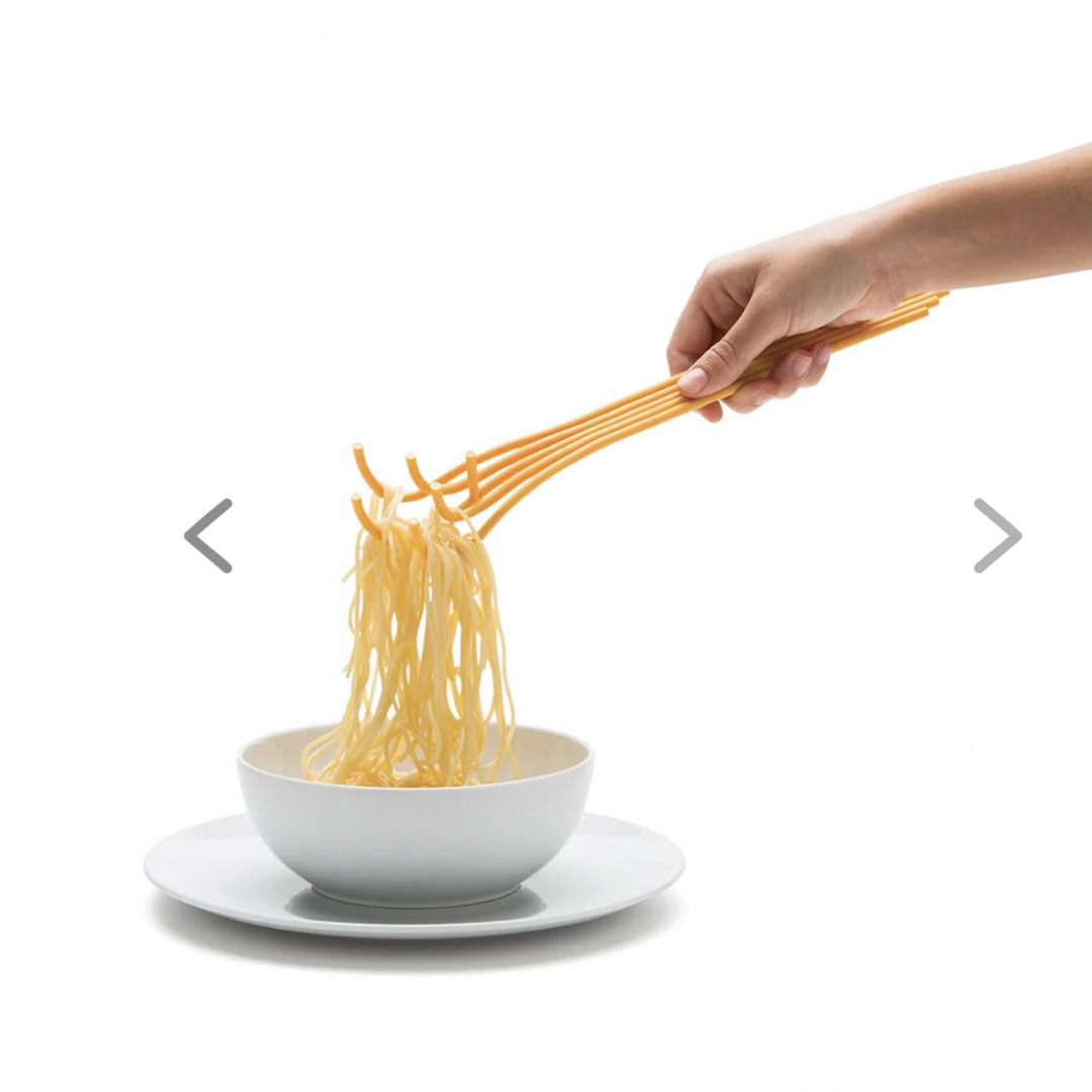 スパゲッティ型プラスチック製スプーン インテリア/住まい/日用品のキッチン/食器(調理道具/製菓道具)の商品写真