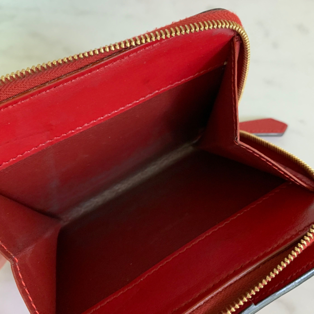 FENDI エフ イズ フェンディ ジップアラウンド財布 ミディアム FENDI エフ イズ フェンディ ジップアラウンド財布 ミディアム