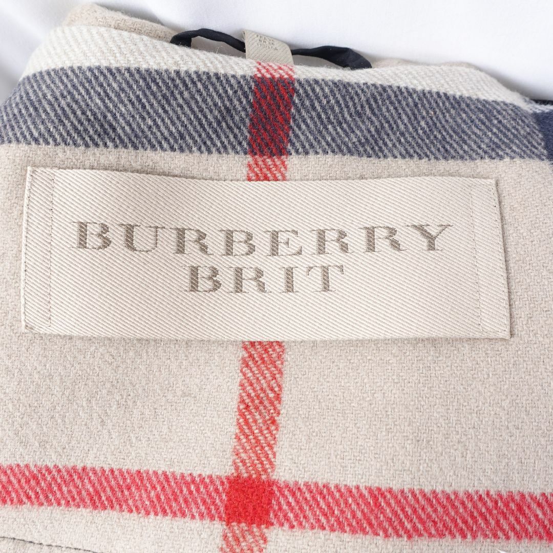 BURBERRY(バーバリー)のバーバリー　BURBERRY ダッフルコート　黒　S レディースのジャケット/アウター(ダッフルコート)の商品写真