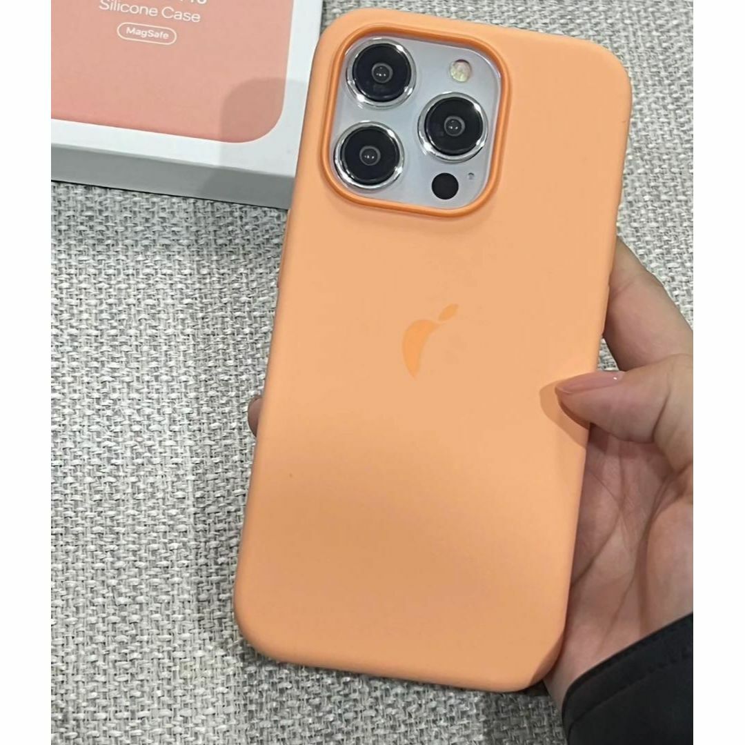 【新品】純正互換品iPhone 15 pro　シリコンケース　オレンジソルベ スマホ/家電/カメラのスマホアクセサリー(iPhoneケース)の商品写真