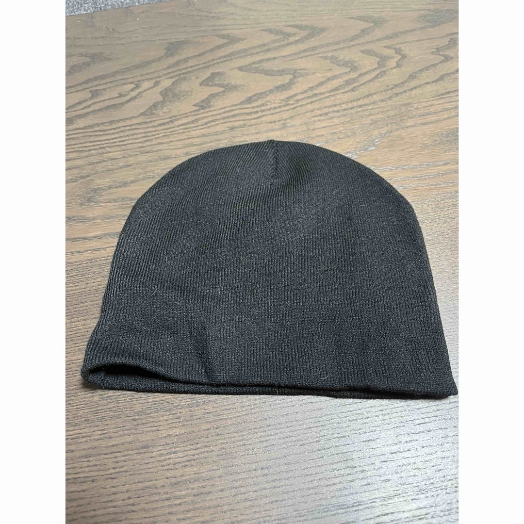 STUSSY(ステューシー)のSTUSSYニット帽　最終値下げ メンズの帽子(ニット帽/ビーニー)の商品写真