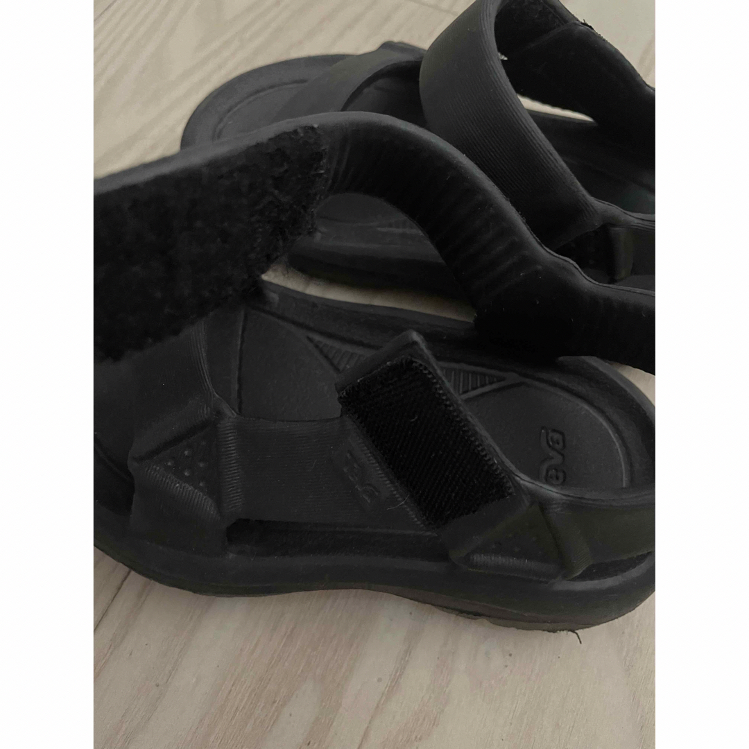 Teva(テバ)のteva サンダル キッズ/ベビー/マタニティのキッズ靴/シューズ(15cm~)(サンダル)の商品写真