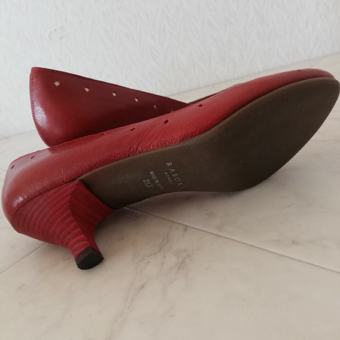 未使用!!RABOKI ECONO ラボキ エコノ 本革 パンプス 23.5cm レディースの靴/シューズ(ハイヒール/パンプス)の商品写真
