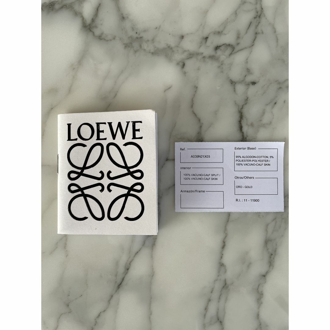 LOEWE(ロエベ)の【LOEWE】AMAZONA 16 ANAGRAM スクエア バッグ レディースのバッグ(ハンドバッグ)の商品写真