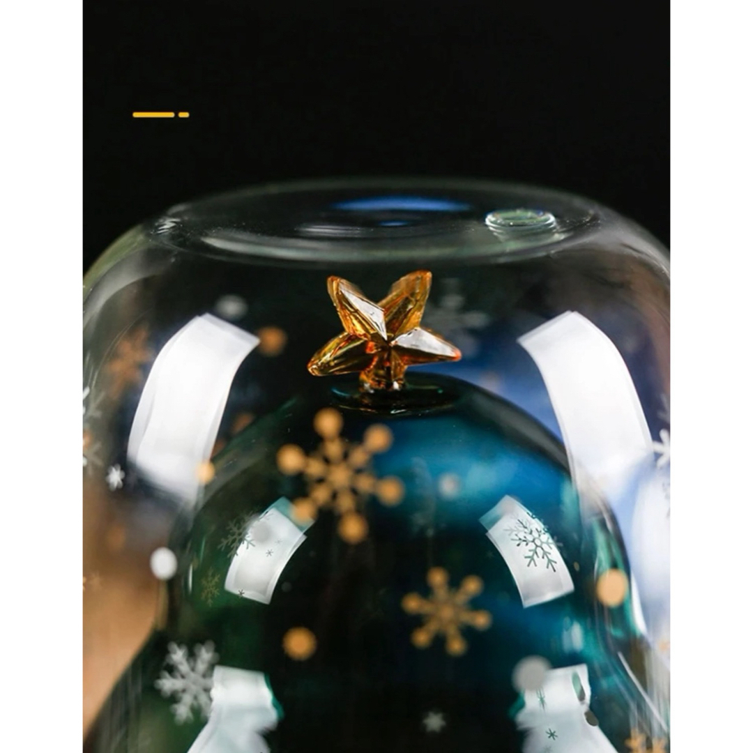 【新品】クリスマスツリー　グラス　マグカップ　かわいい　キラキラ　プレゼント インテリア/住まい/日用品のキッチン/食器(グラス/カップ)の商品写真