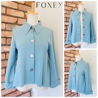 フォクシーブティック(FOXEY BOUTIQUE)の2231極美 FOXEY フォクシー ニットジャケット ブルー バックフレア40(テーラードジャケット)