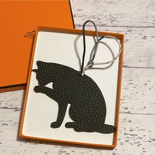 エルメス(Hermes)の激レア！　エルメス　プティアッシュ　petit h 黒猫　クロネコ　くろねこ(その他)