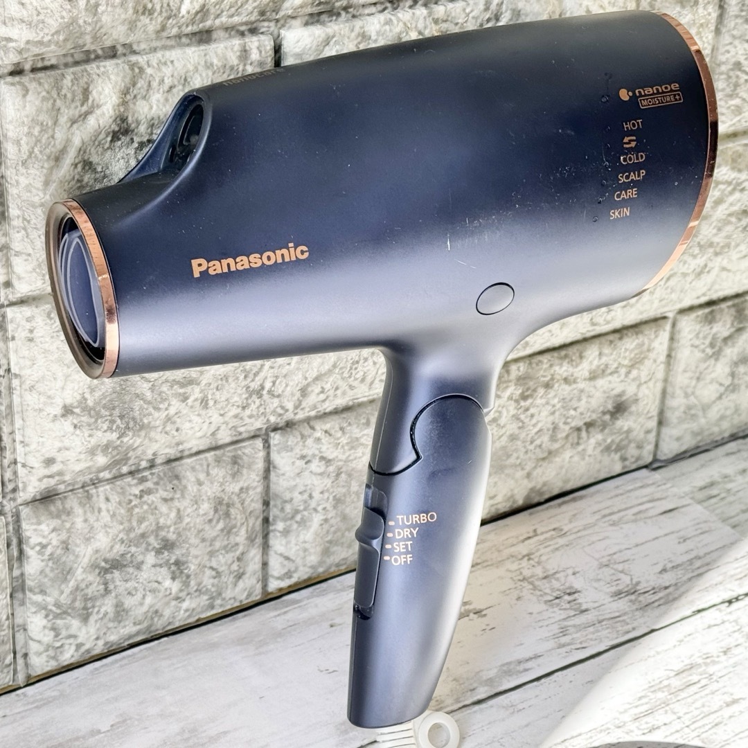 Panasonic(パナソニック)のPanasonic 「ナノケア」ナノイーＸ搭載ヘアードライヤー EH-NA0E スマホ/家電/カメラの美容/健康(ドライヤー)の商品写真