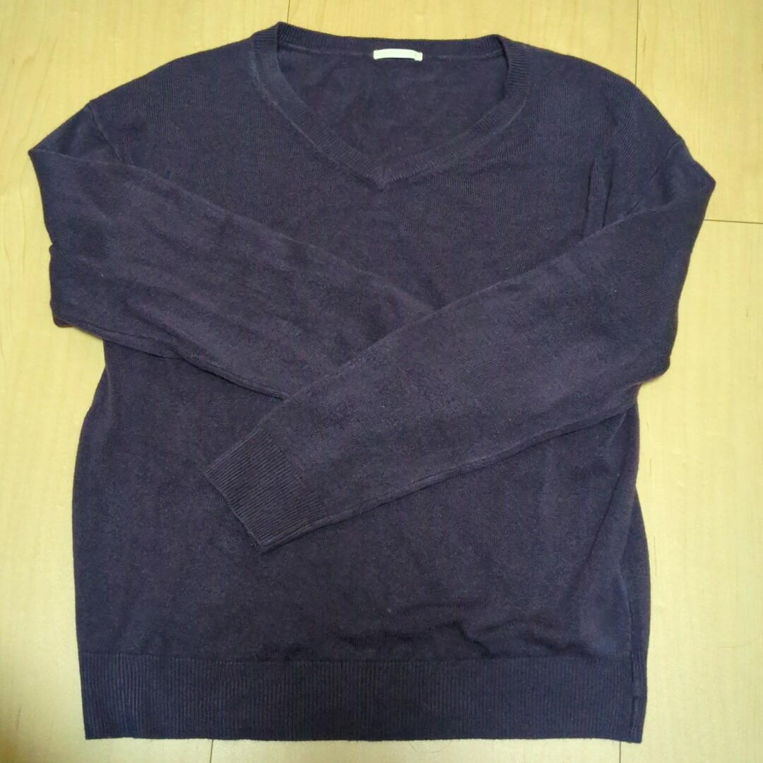 GU(ジーユー)のGU　ニット　紫 レディースのトップス(ニット/セーター)の商品写真