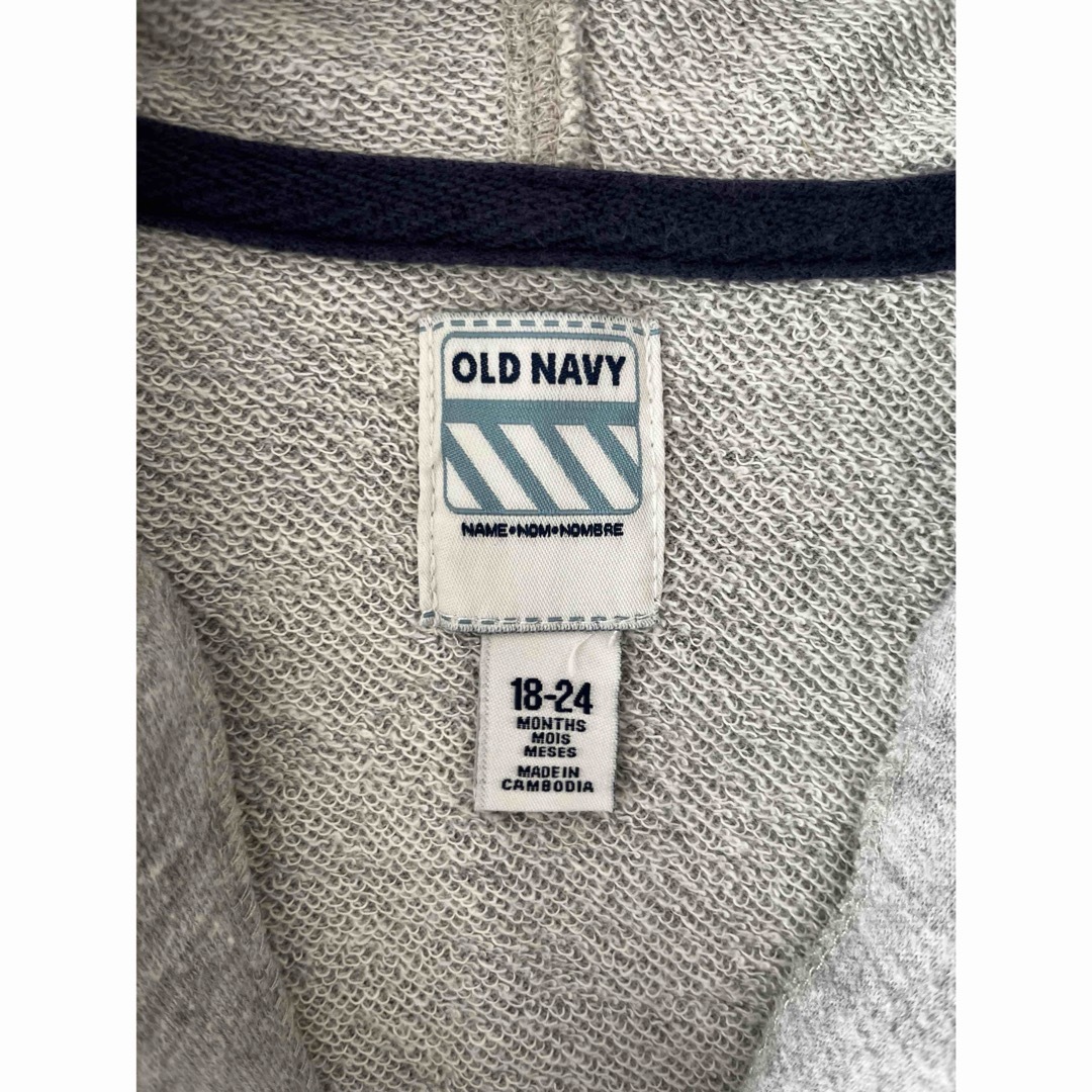 Old Navy(オールドネイビー)のOLD NAVY サイズ80 パーカー キッズ/ベビー/マタニティのベビー服(~85cm)(ジャケット/コート)の商品写真