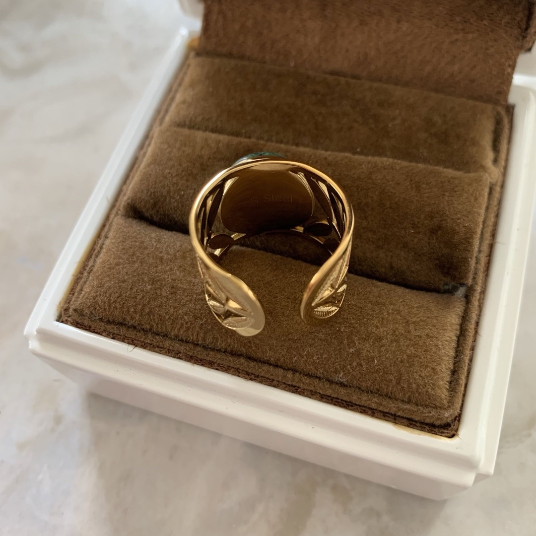 アフリカンターコイズ　リング　指輪　ステンレス　ゴールド　天然石 レディースのアクセサリー(リング(指輪))の商品写真