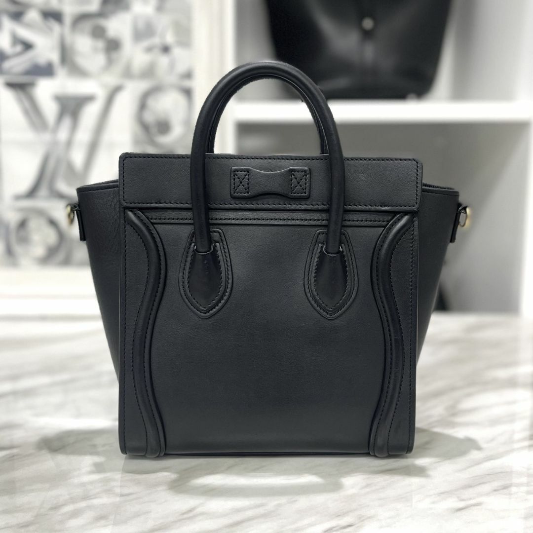 celine(セリーヌ)の美品★　セリーヌ　ラゲージ　ナノ　黒　2way　ハンドバッグ　レザー　2022年 レディースのバッグ(ハンドバッグ)の商品写真