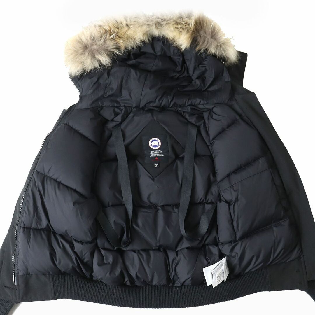 CANADA GOOSE(カナダグース)の美品△正規品 カナダグース 7999LA CHILLIWACK BOMBER チリワック ファー・フード付 ZIP UP ボンバージャケット／ダウンジャケット 黒 S/P レディースのジャケット/アウター(ダウンジャケット)の商品写真