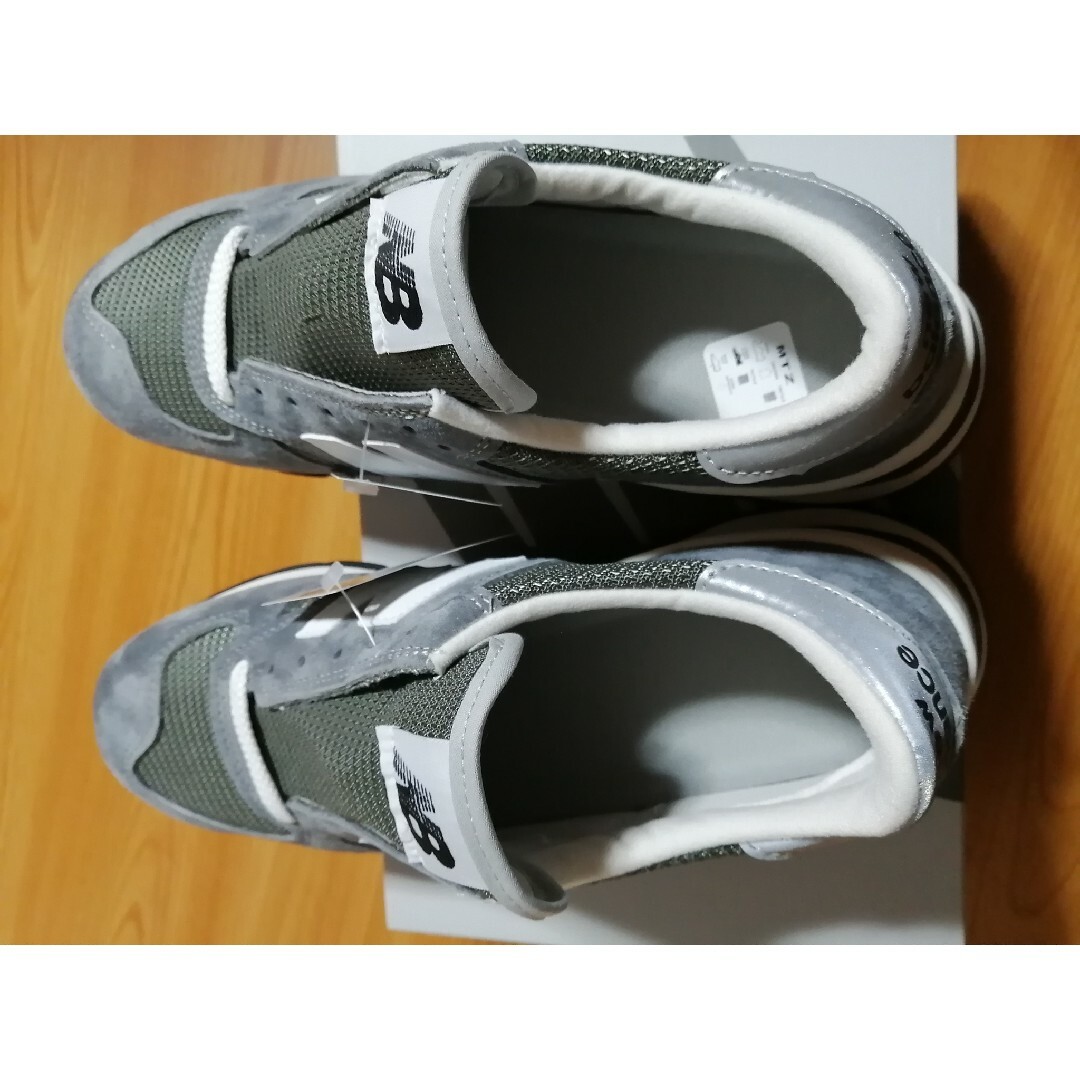 New Balance(ニューバランス)のラスト1 us9.5 27.5cm ニューバランス M990GR1 グレー メンズの靴/シューズ(スニーカー)の商品写真