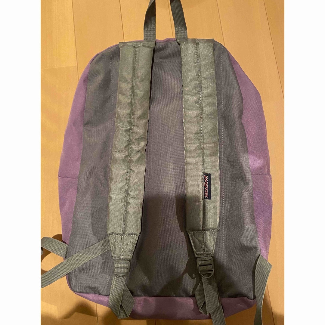 JANSPORT(ジャンスポーツ)のジャンスポ　JANSPORT リュック　紫 レディースのバッグ(リュック/バックパック)の商品写真