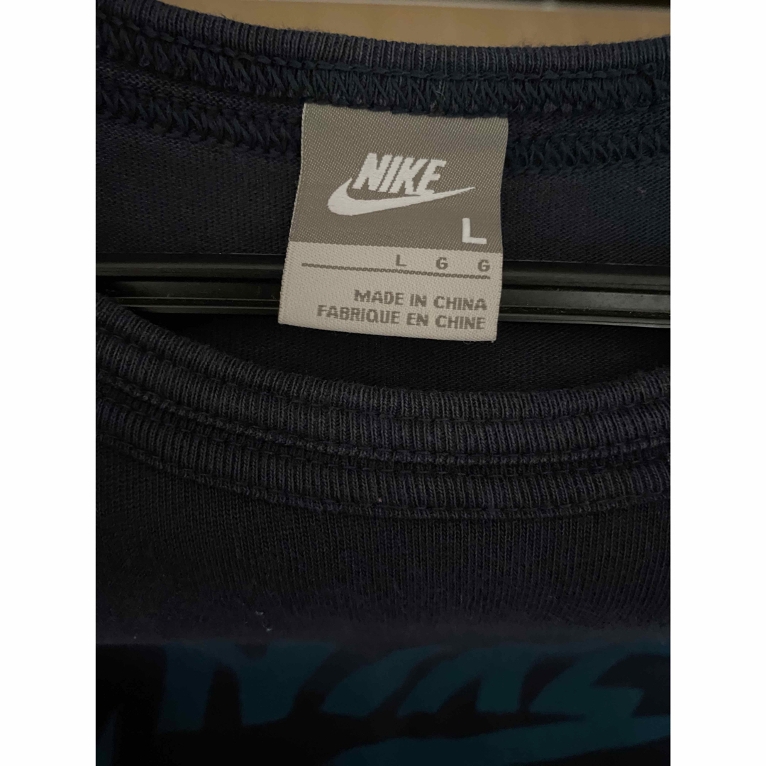 NIKE(ナイキ)のNIKE ナイキ Tシャツ 半袖 紺色 ネイビー メンズのトップス(Tシャツ/カットソー(半袖/袖なし))の商品写真