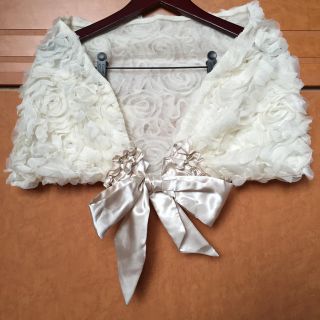 アクシーズファム(axes femme)の【新品】パーティーに♡ホワイトボレロ(ボレロ)