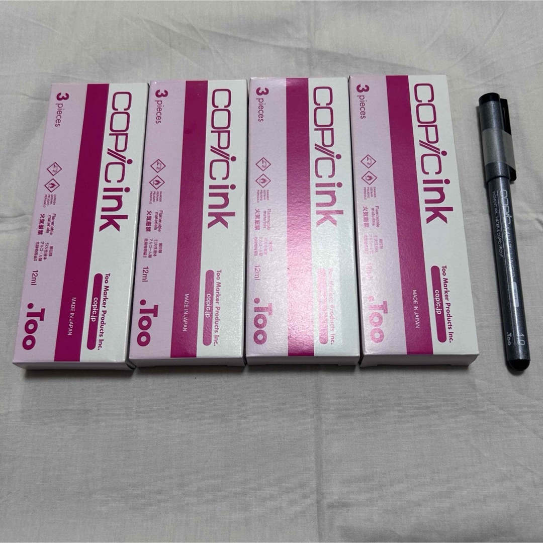 COPIC(コピック)のコピックインク12色セット　コピックマルチライナー(1.0mm)付き エンタメ/ホビーのアート用品(カラーペン/コピック)の商品写真