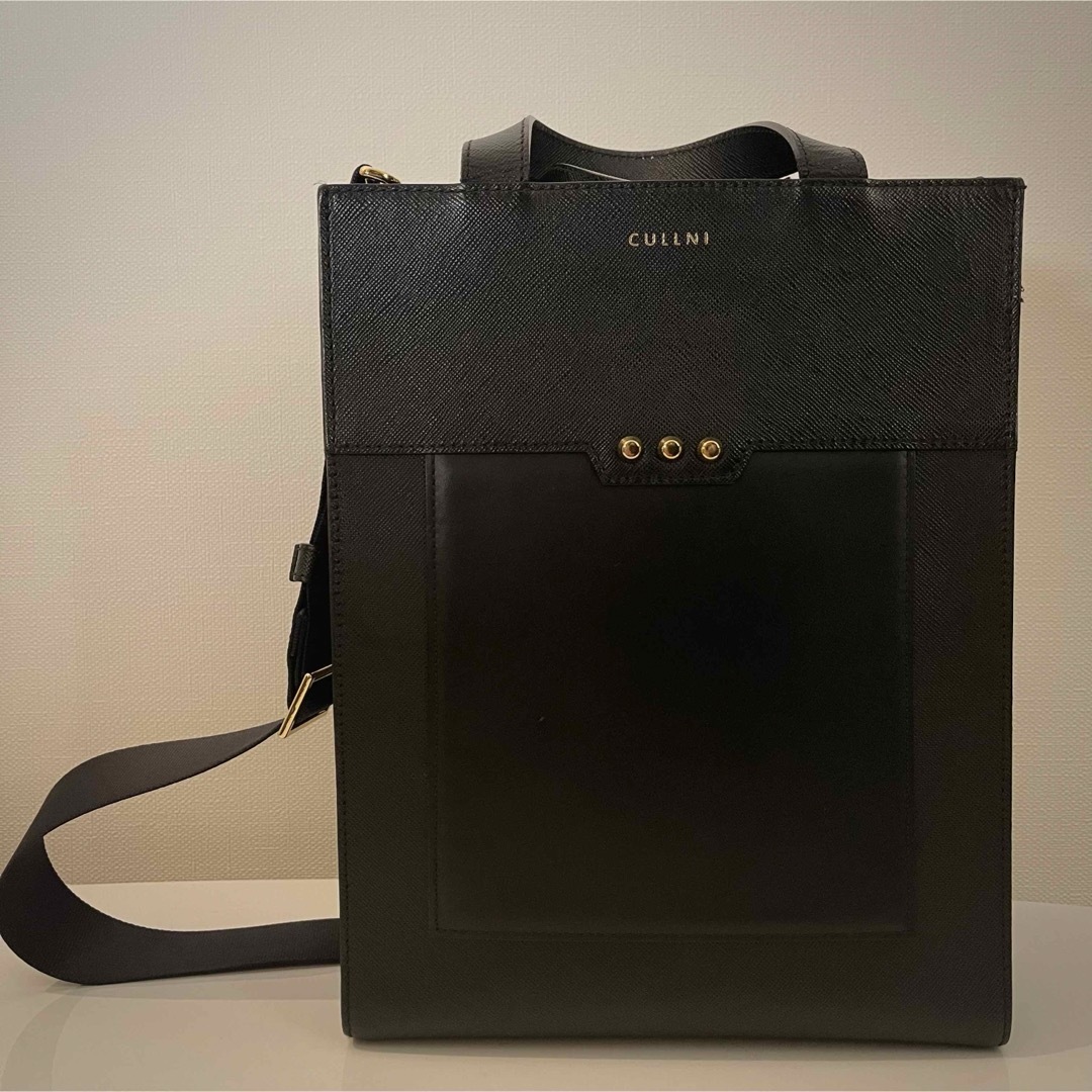 定価55000円即完売商品CULLNI Leather vertical mini tote bag