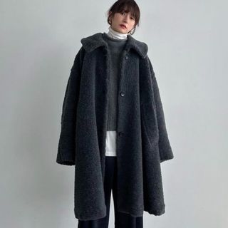 クラネ(CLANE)のCLANEクラネ VOLUME FLARE BOA COATグレー2(ロングコート)