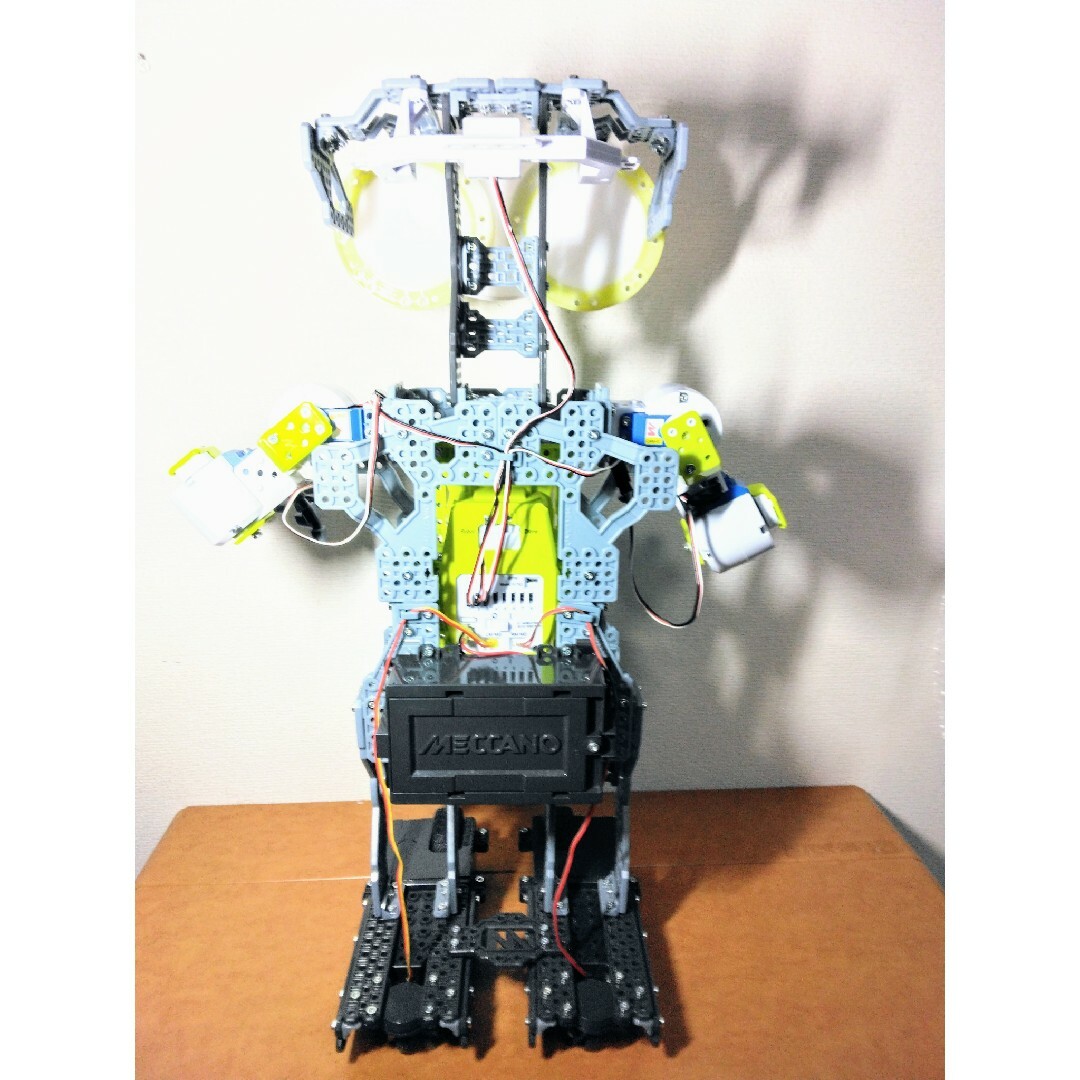 Takara Tomy(タカラトミー)のTAKARA TOMY タカラトミー MECCANO meets Omnibot エンタメ/ホビーのおもちゃ/ぬいぐるみ(鉄道模型)の商品写真