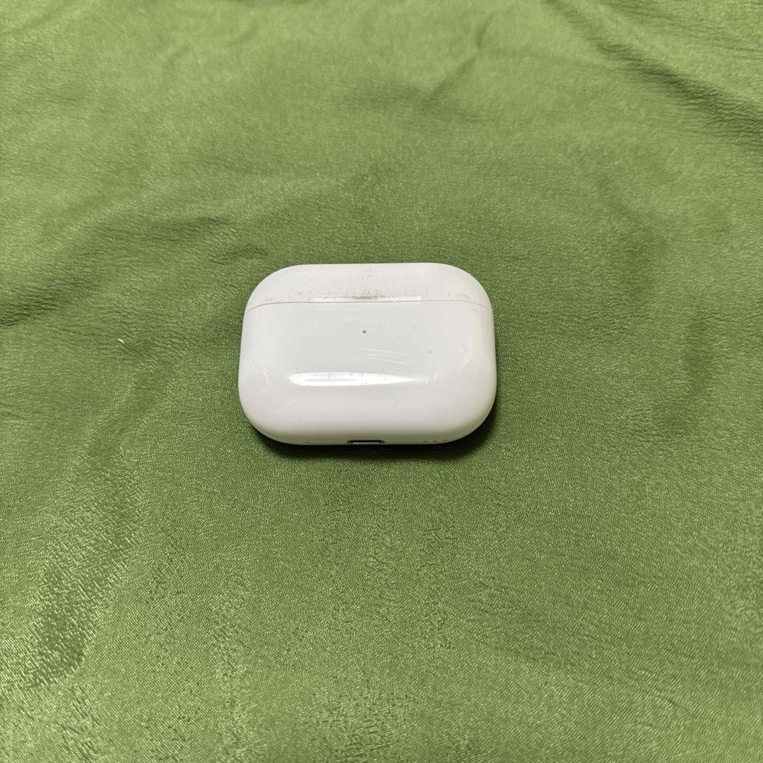 ヘッドフォン/イヤフォンAirPods Pro 2 充電ケース のみ MQD83J/A