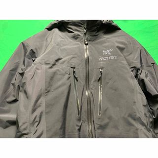 アークテリクス(ARC'TERYX)のARC'TERYX FISSION SV(マウンテンパーカー)