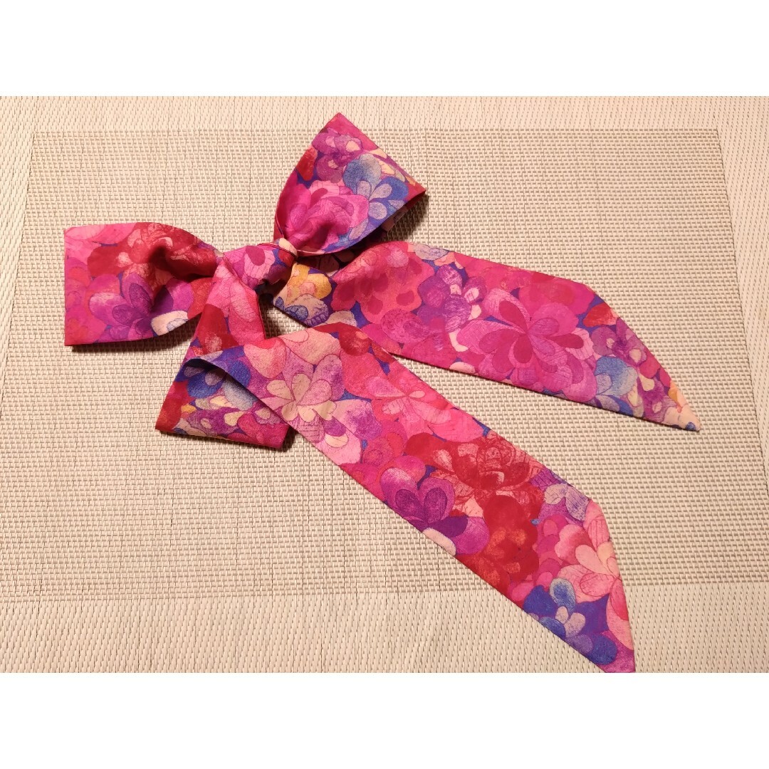 LIBERTY.(リバティ)のLIBERTY☆エメラルドベイ ピンク リボンスカーフ レディースのファッション小物(バンダナ/スカーフ)の商品写真