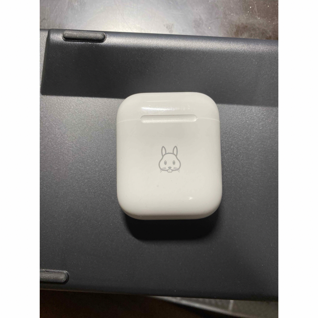 Apple - Apple AirPods 第2世代 充電ケースの通販 by 小林 shop Apple - Apple AirPods 第2世代 充電ケースの通販 by 小林 shop
