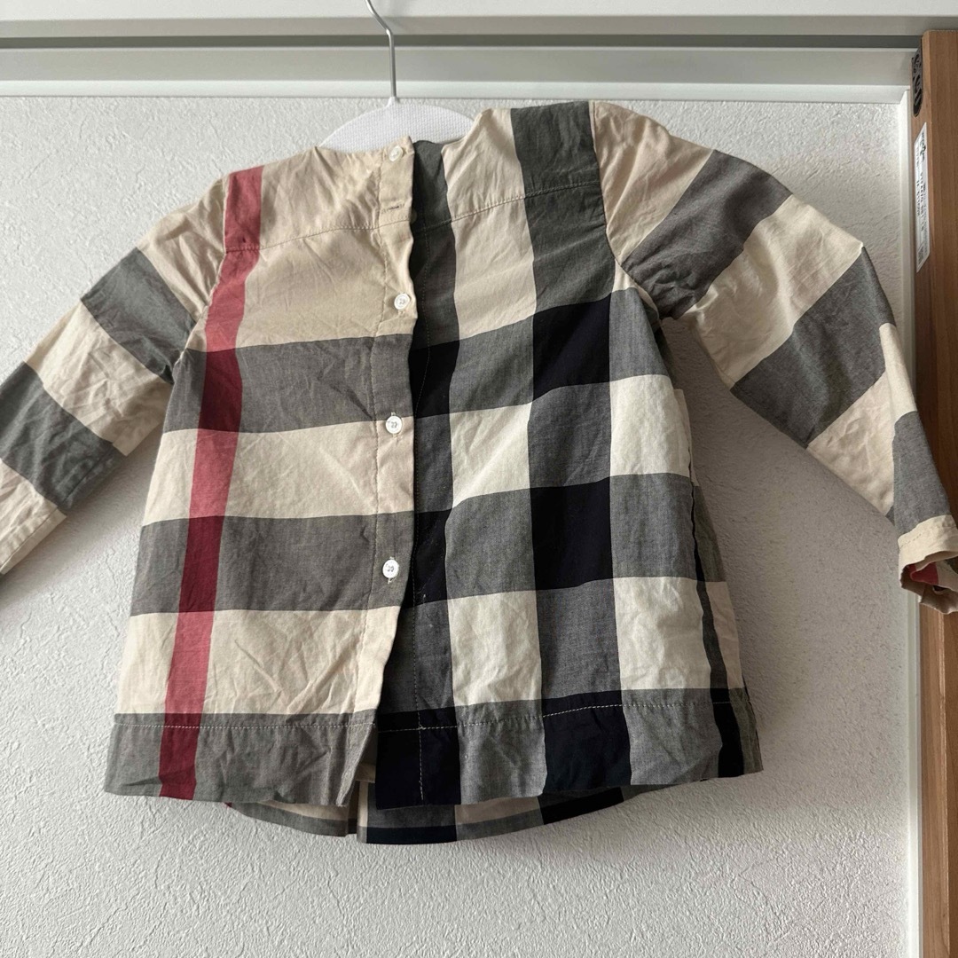 BURBERRY(バーバリー)のBURBERRY トップス キッズ/ベビー/マタニティのキッズ服女の子用(90cm~)(ブラウス)の商品写真