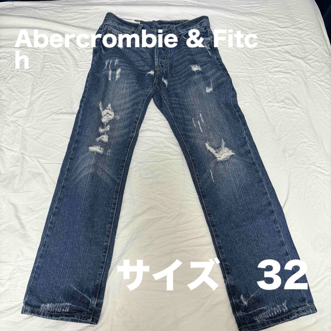 Abercrombie&Fitch(アバクロンビーアンドフィッチ)のアバクロ　ストレートデニム　サイズ32  水色 メンズのパンツ(デニム/ジーンズ)の商品写真