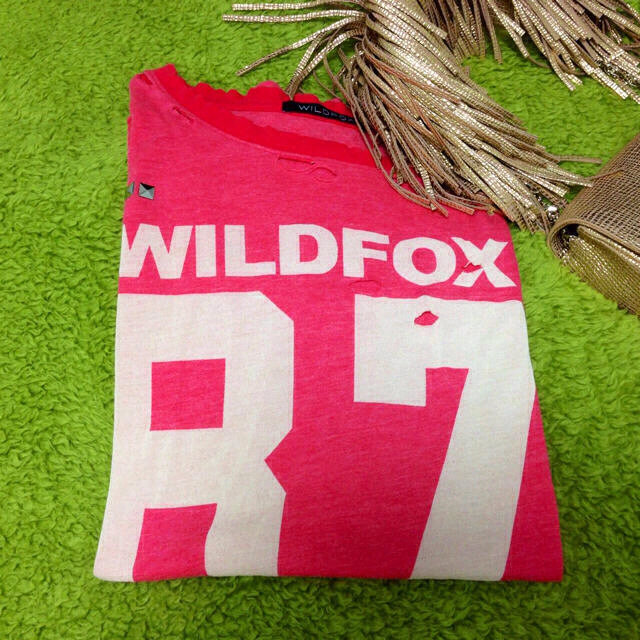 Ron Herman(ロンハーマン)のWILDFOX スタッズクラッシュTee レディースのトップス(Tシャツ(半袖/袖なし))の商品写真