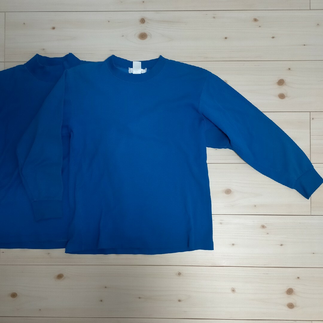 野球のアンダーシャツ 冬用 青色 スポーツ/アウトドアの野球(ウェア)の商品写真