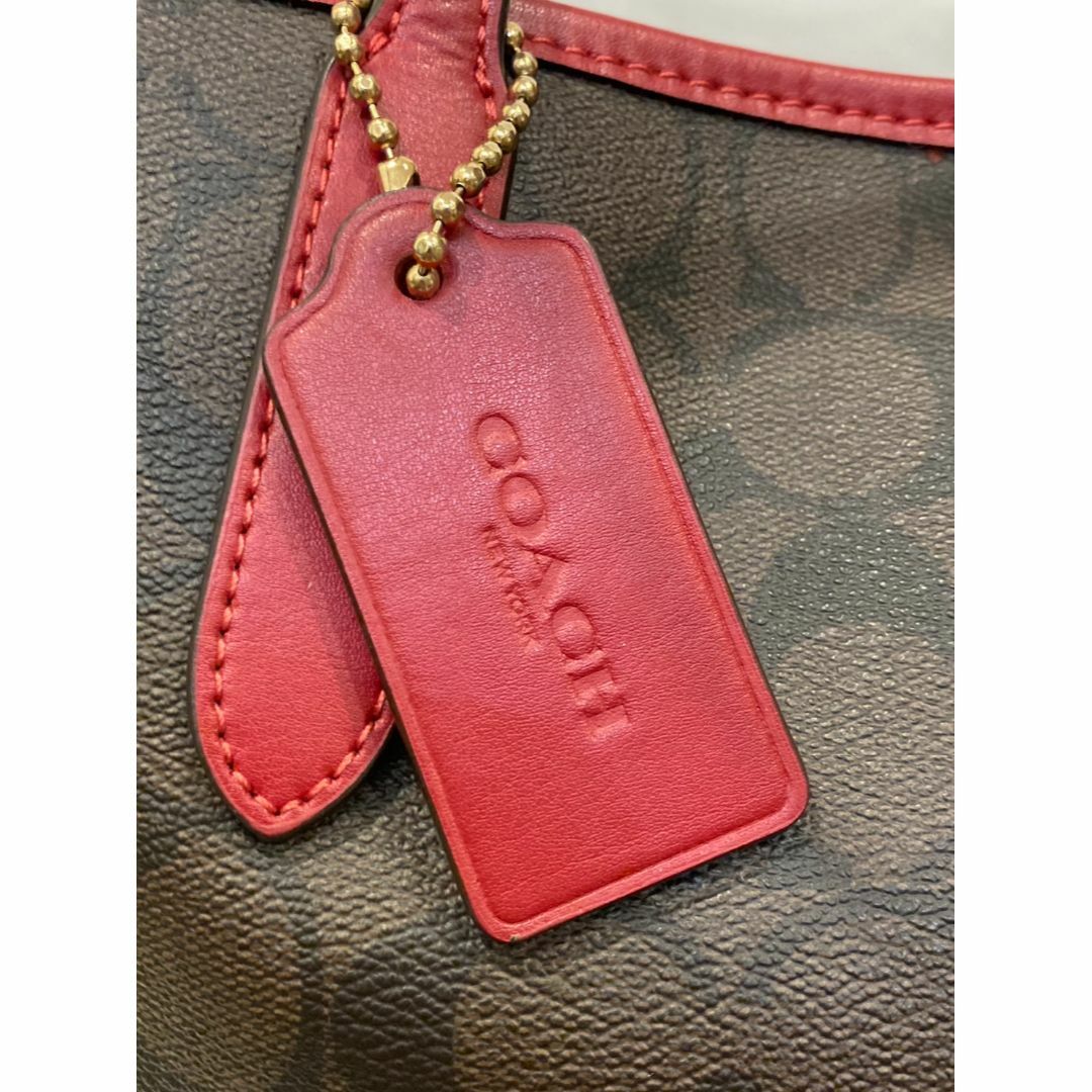 COACH(コーチ)の美品 COACH コーチ シグネチャー PVC トートバッグ 5696 レディースのバッグ(トートバッグ)の商品写真