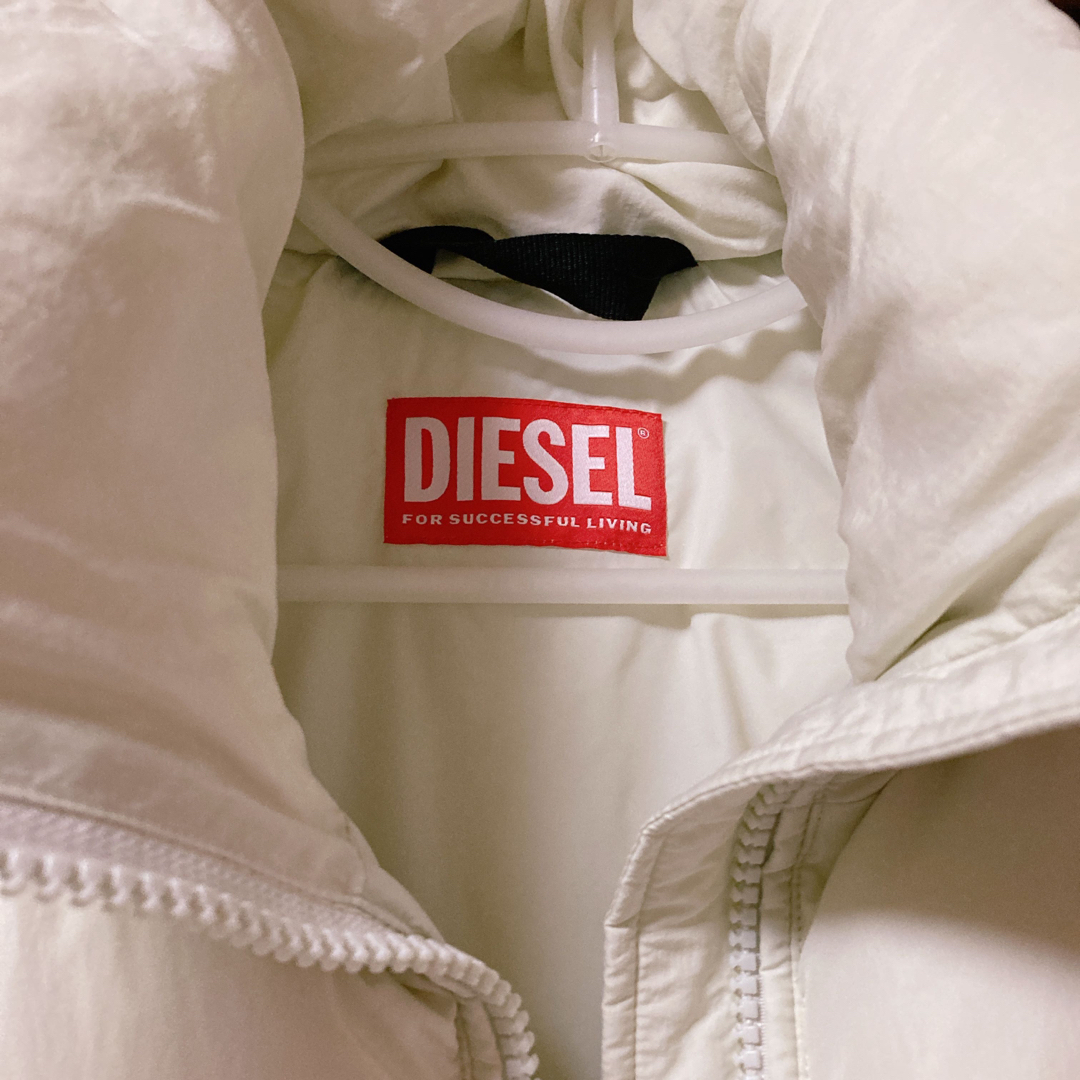 DIESEL(ディーゼル)のDIESEL ダウンベストジャケット メンズのジャケット/アウター(ダウンベスト)の商品写真