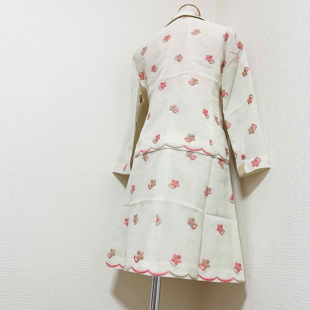 個性的 フラワー刺繍 カクテル セットアップ ワンピース ドレス セットコーデ レディースのレディース その他(セット/コーデ)の商品写真