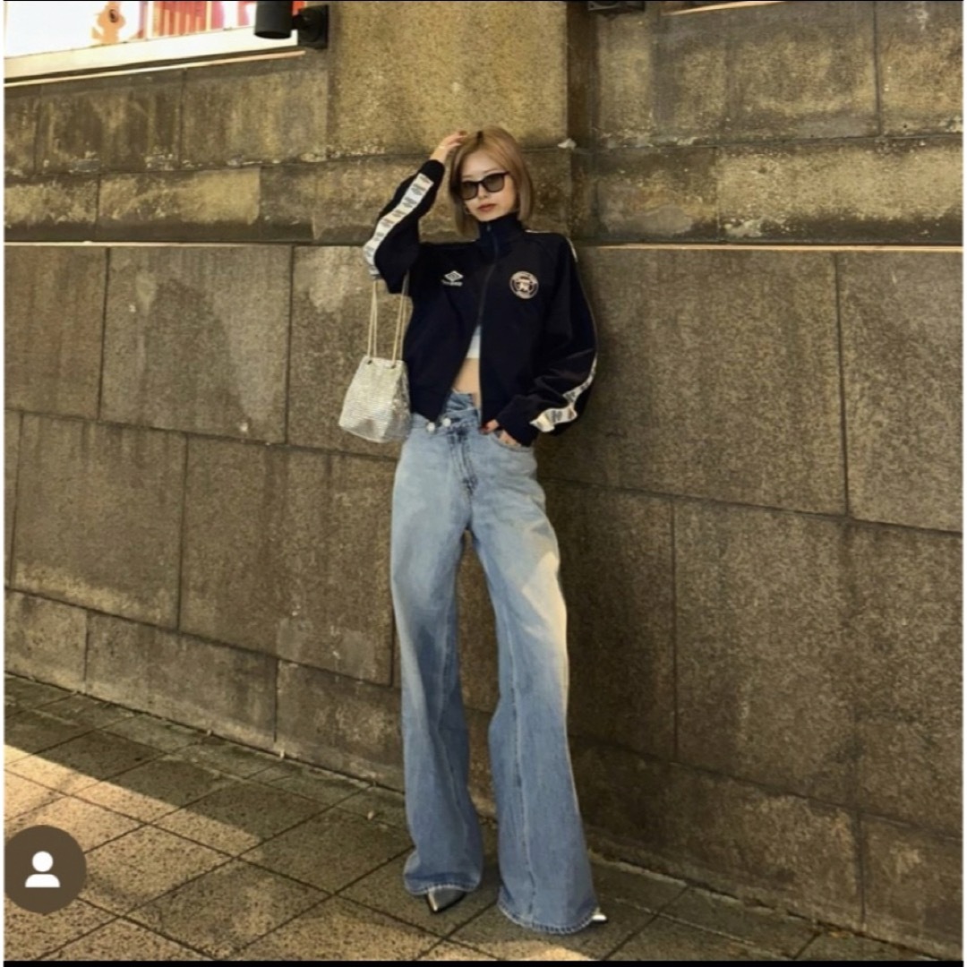 moussy(マウジー)のMOUSSY UMBRO JERSEY トップス♡ネイビー レディースのジャケット/アウター(その他)の商品写真