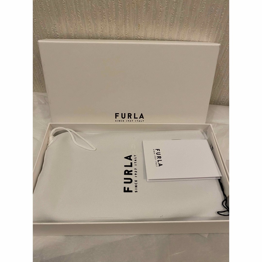 Furla(フルラ)のフルラ FURLA ラウンドファスナー　長財布 CAMELIA レザー　ジップ レディースのファッション小物(財布)の商品写真