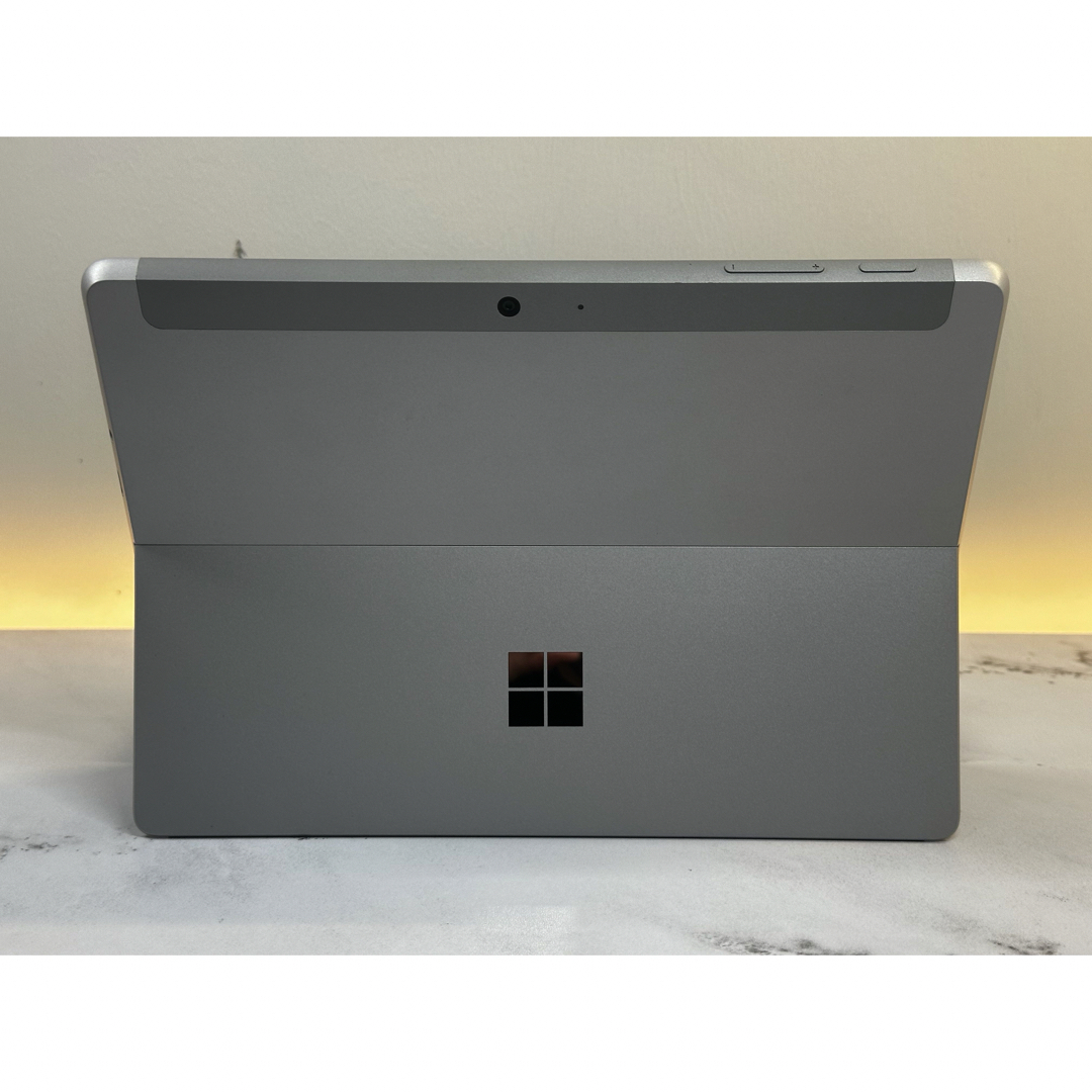 Microsoft(マイクロソフト)の即配！超美品　Surface Go3 Gold 8GB SSD 128GB スマホ/家電/カメラのPC/タブレット(タブレット)の商品写真