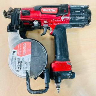 Makita - ビス打ち機 マキタ(Makita) AR320HR 32mm高圧エアビス打ち機