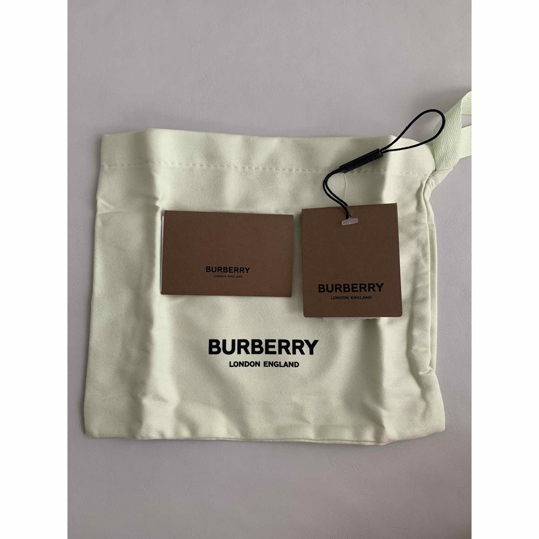 BURBERRY(バーバリー)の大人もOK♪ Burberry キッズ チェック カチューシャ レディースのヘアアクセサリー(カチューシャ)の商品写真