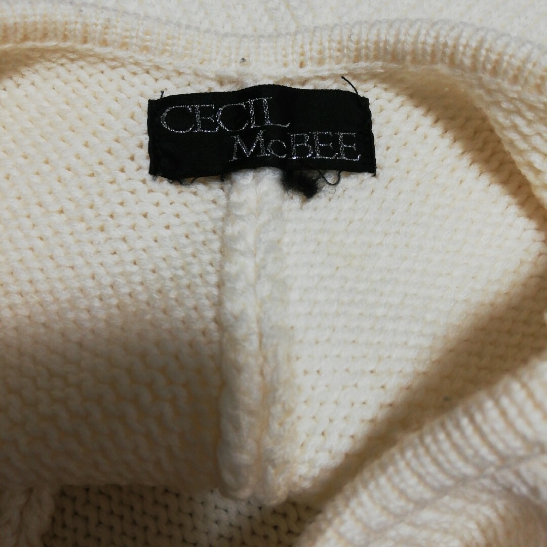 CECIL McBEE(セシルマクビー)のポンチョ レディースのジャケット/アウター(ポンチョ)の商品写真