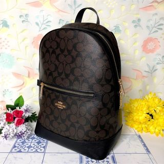 コーチ(COACH)のコーチ　リュック　お洒落　バックパック　ダークブラウン  【新品】(リュック/バックパック)