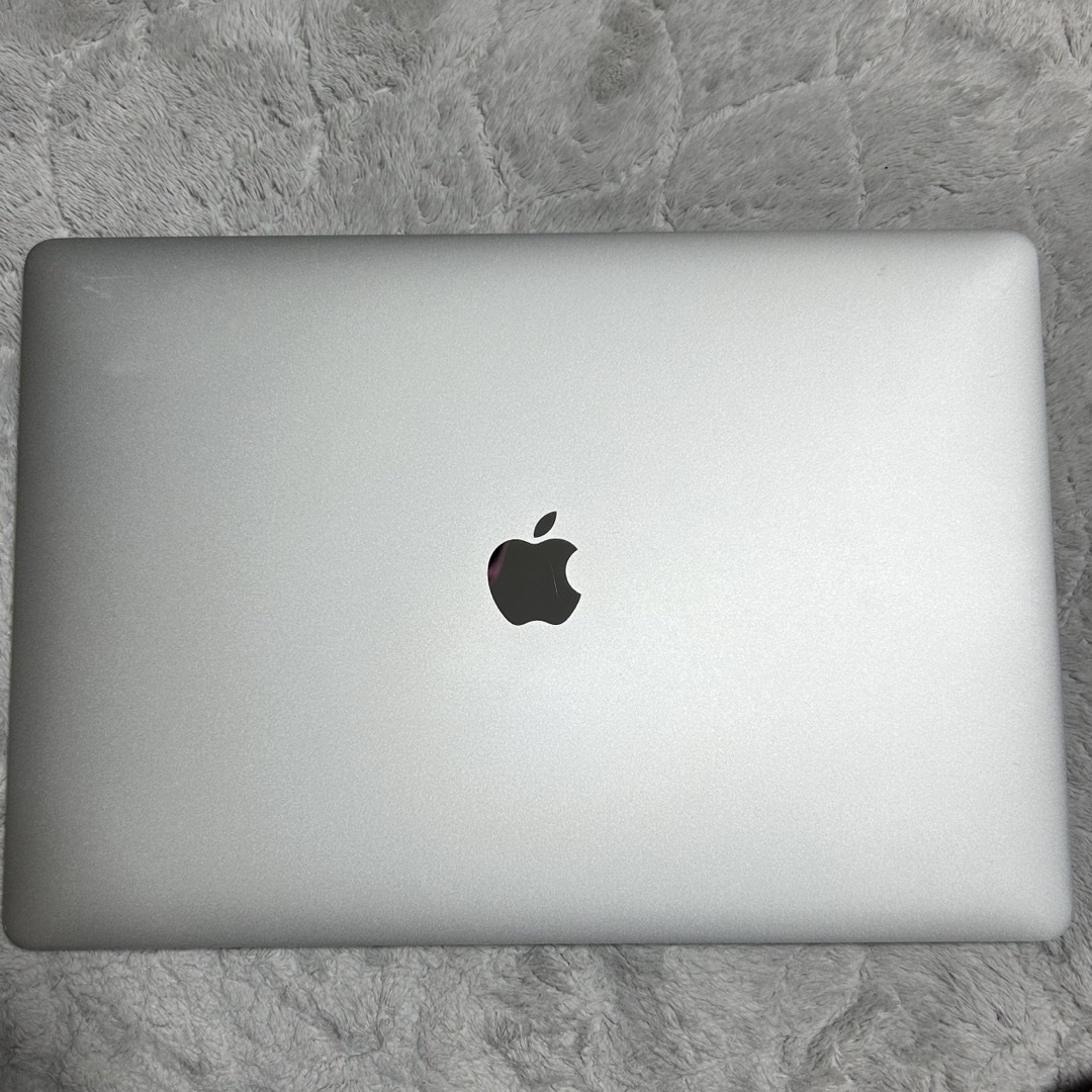 Mac (Apple)(マック)のMacbook pro 2019 15インチ i7 16gb 512gb  スマホ/家電/カメラのPC/タブレット(ノートPC)の商品写真