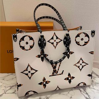 ルイヴィトン(LOUIS VUITTON)の未使用♡ジャングル♡オンザゴーGM♡イヴォワール♡(ショルダーバッグ)