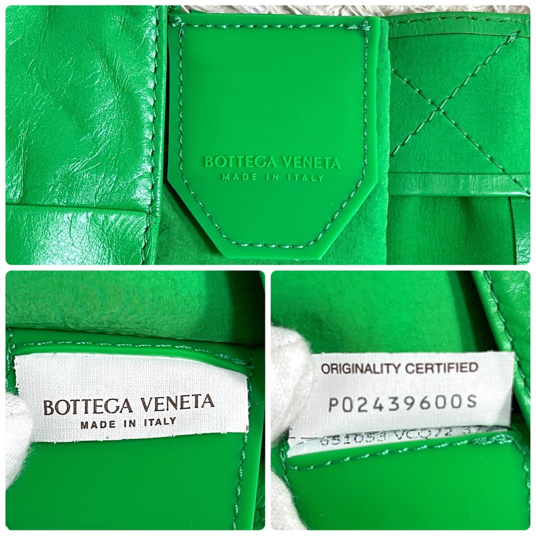 Bottega Veneta(ボッテガヴェネタ)の美品　ボッテガヴェネタ　ボディバッグ　カセット　レザー　肩掛け　グリーン　保存袋 メンズのバッグ(ボディーバッグ)の商品写真